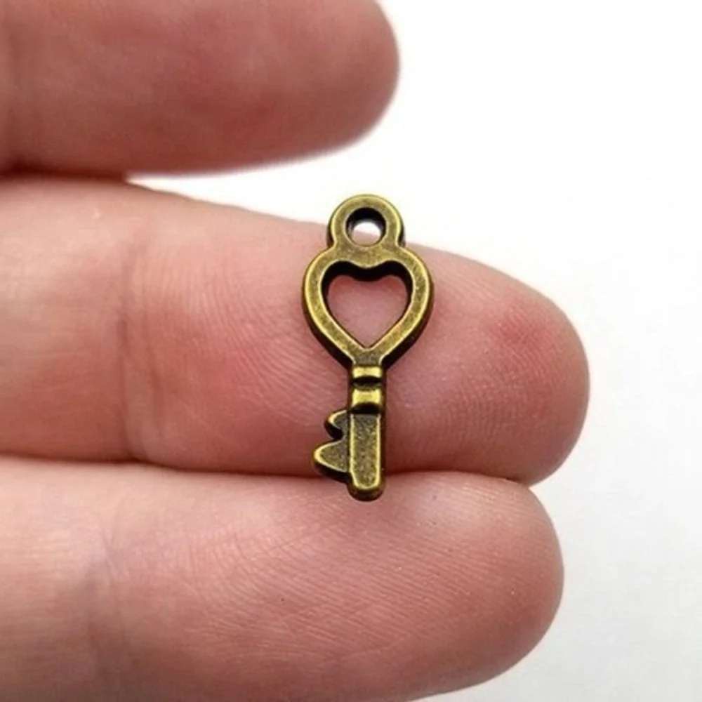 12pcs Heart Key Charms bronze tone‎ metal, valentines day, jewelry making
